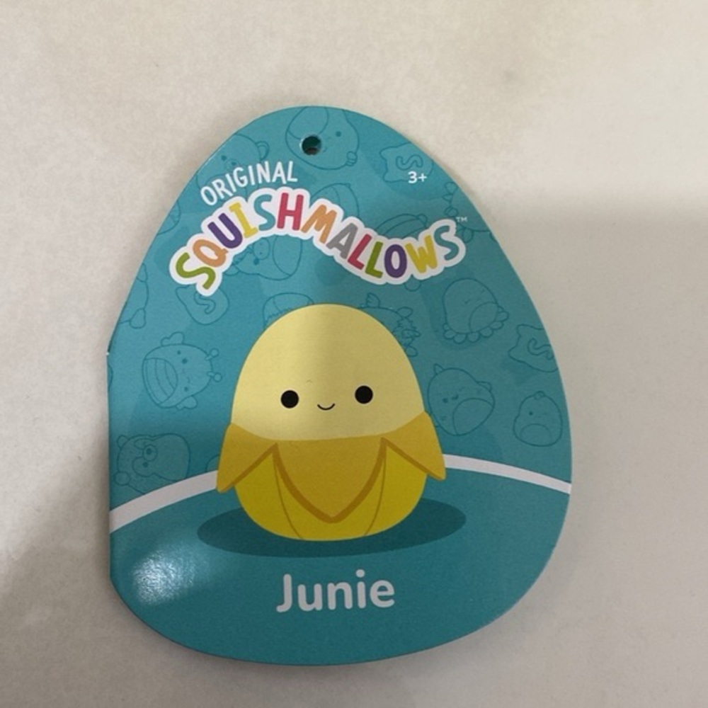 Squishmallows  Junie 14  Yellow Banana - Picture 4 of 8